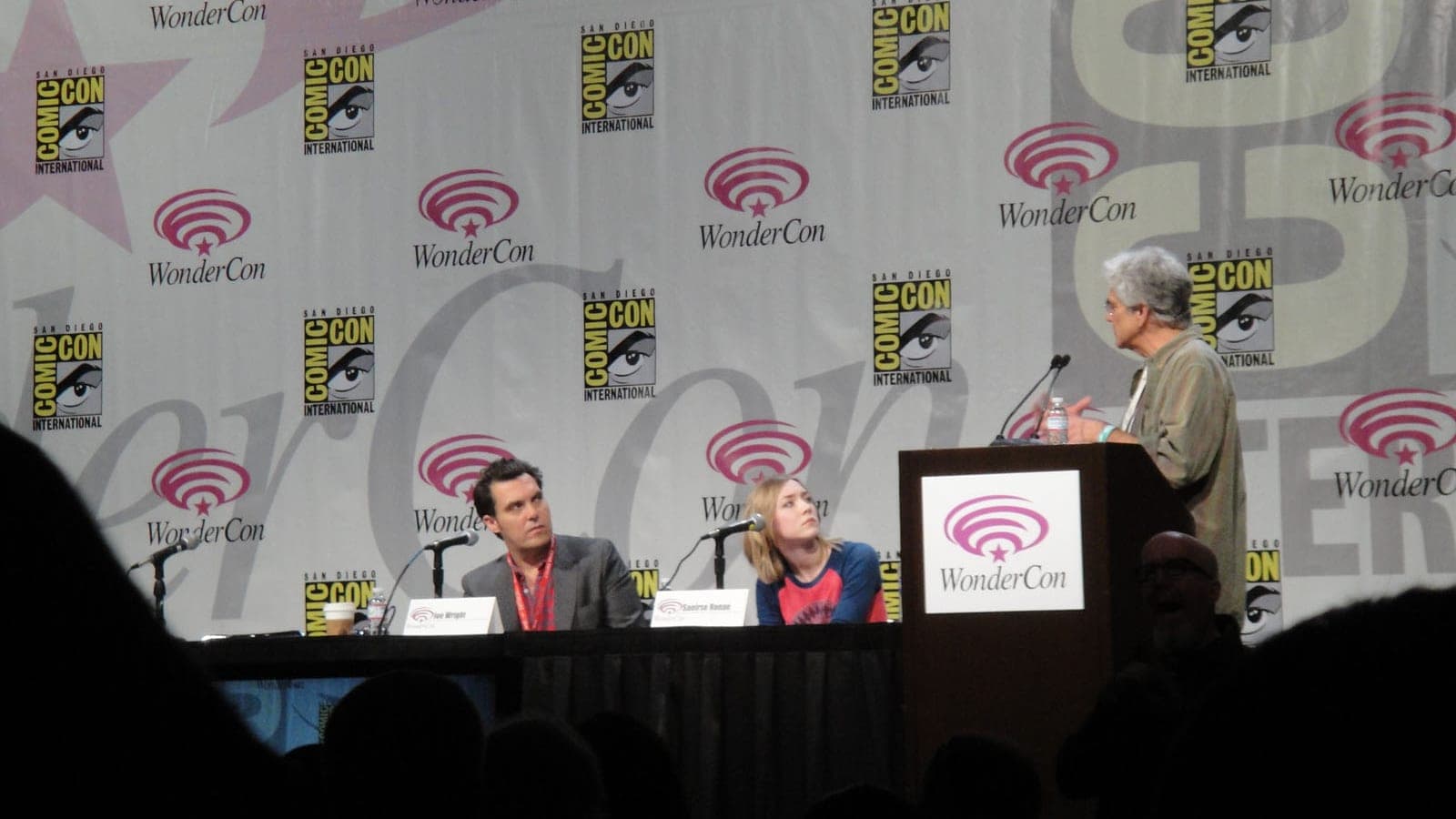 WonderCon 2011 - Hanna panel - director Joe Wright and star Saoirse Ronan (5593927664)
